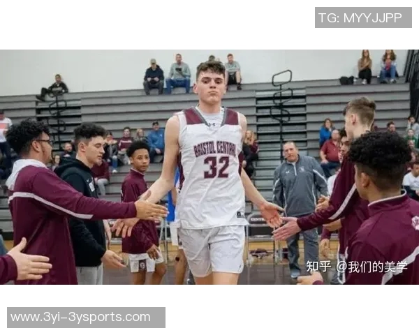 杨瀚森克林根双塔组合分析各自优势助力球队发展